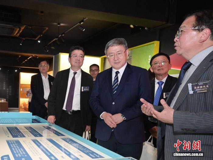 香港举办时代栋梁专题展览 培养学生爱国情怀